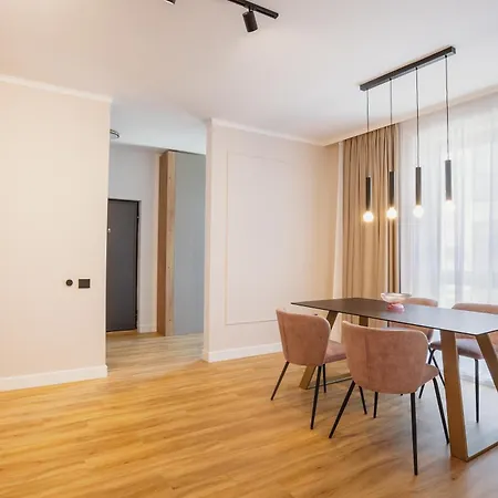 Bloom Downtown Suites-2